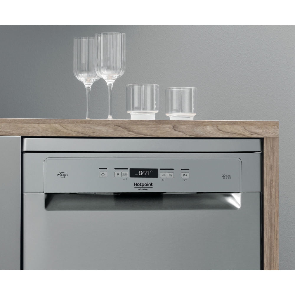 HOTPOINT - ARISTON LAVAST.14COP CE.E 9PROG. INVERTER 3CEST.MINI INOX modello. HFC3C26CWX